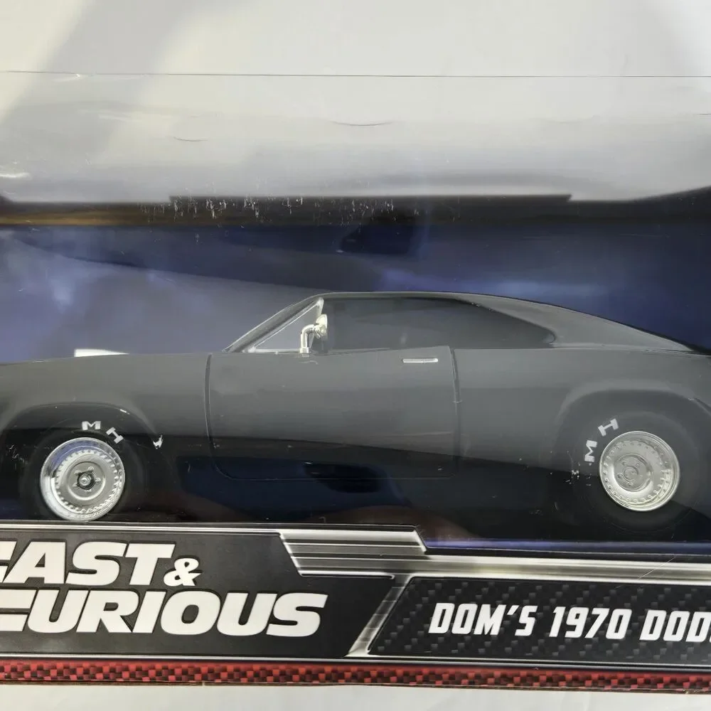 Jada Fast & Furious Dom's 1970 Dodge Charger  1:24 Scale Die Cast Car - Black